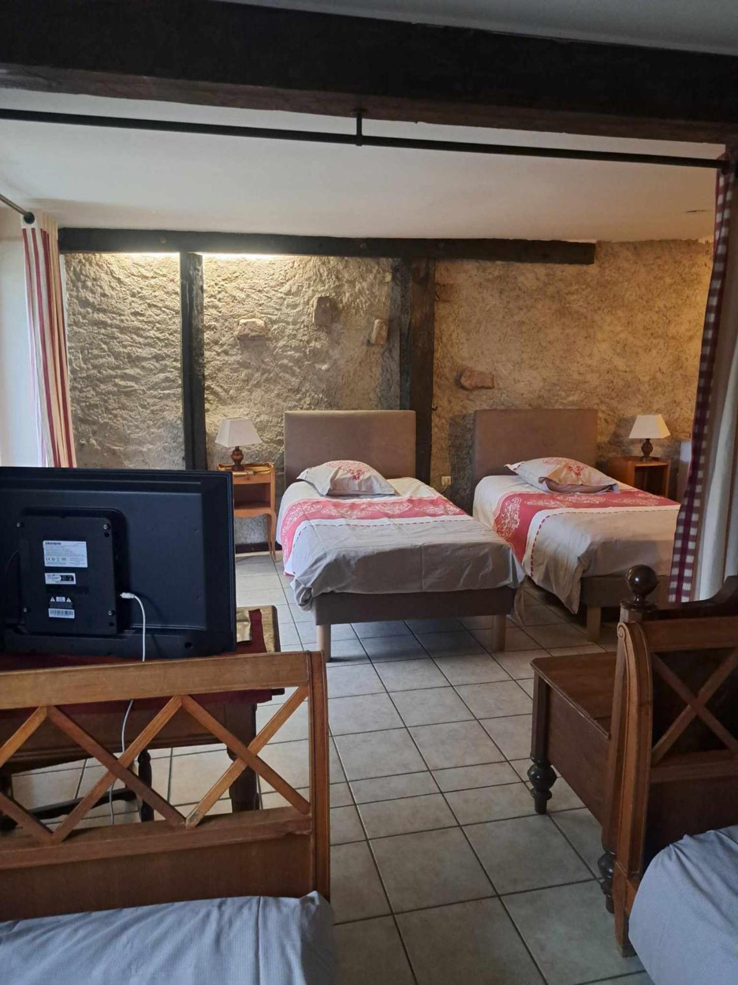 Chambres D'Hotes Les Hirondelles Gaubiving Екстер'єр фото