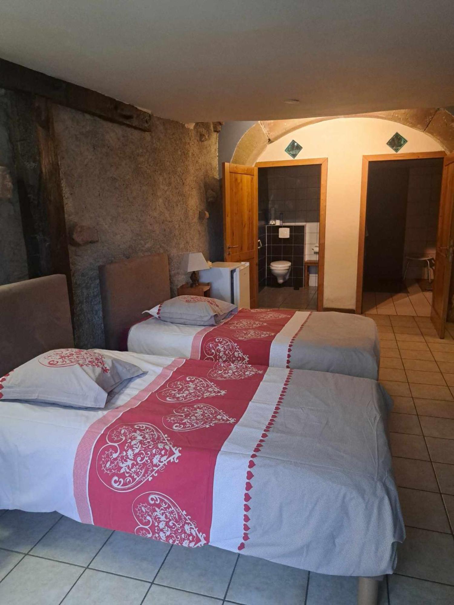 Chambres D'Hotes Les Hirondelles Gaubiving Екстер'єр фото